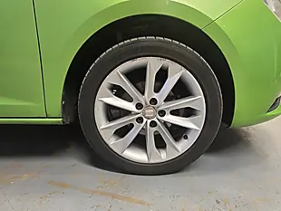 Used 2013 SEAT Ibiza Toca Sport Coupe Green - Interior and Exterior details 12
