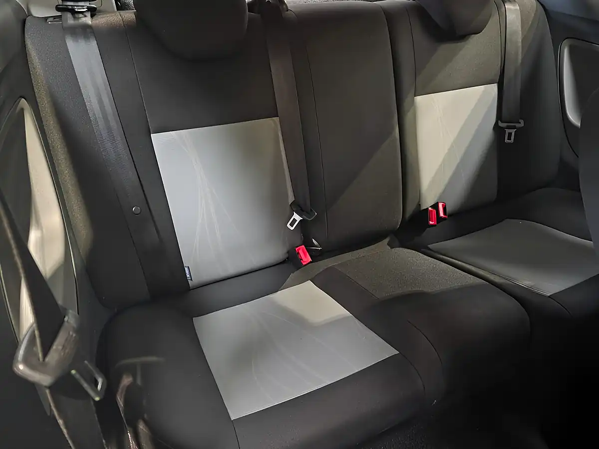 Used 2013 SEAT Ibiza Toca Sport Coupe Green - Interior and Exterior details 17
