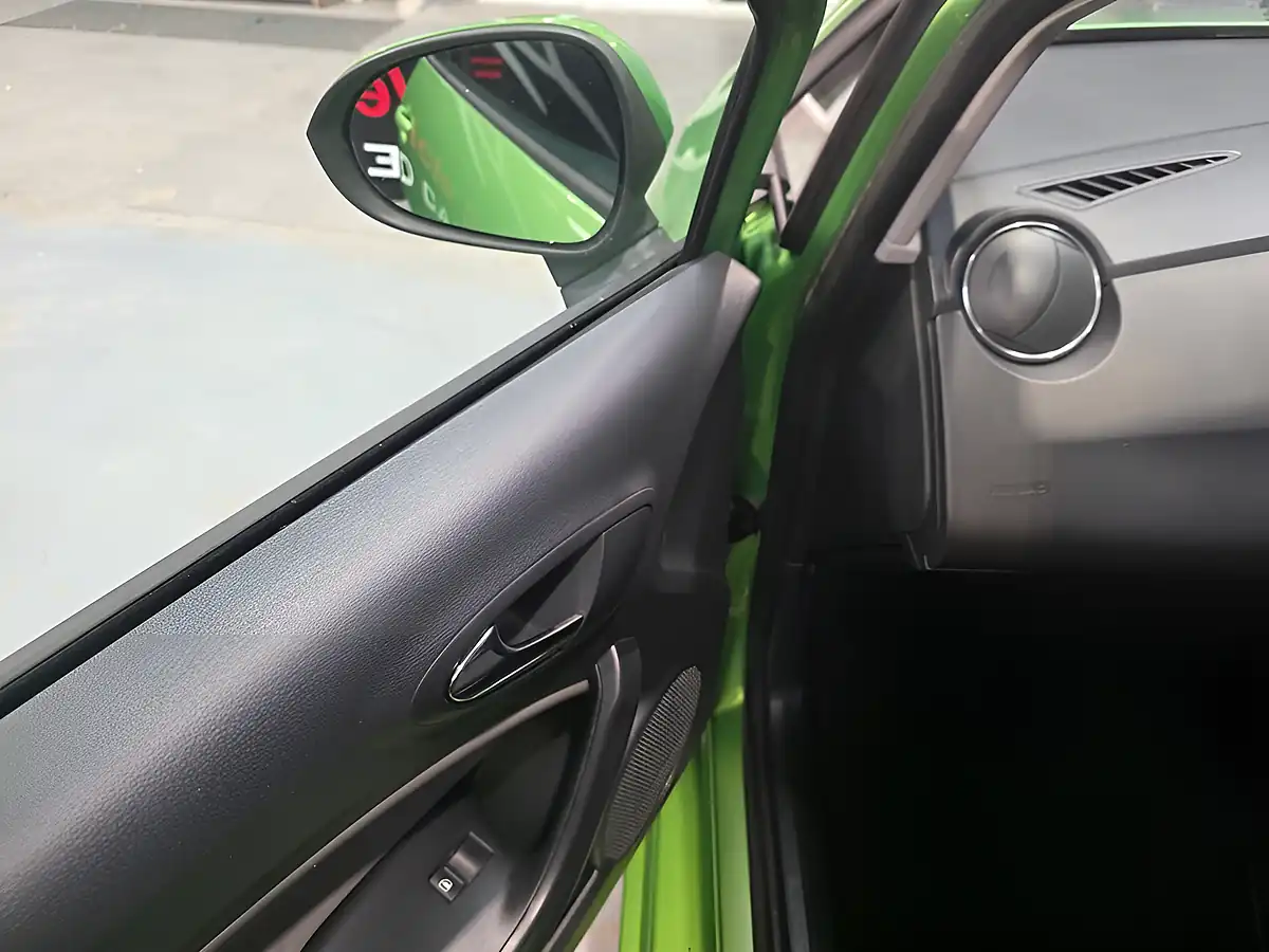 Used 2013 SEAT Ibiza Toca Sport Coupe Green - Interior and Exterior details 18