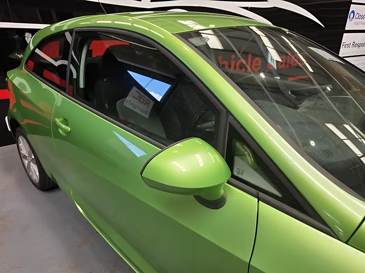 Used 2013 SEAT Ibiza Toca Sport Coupe Green - Interior and Exterior details 4