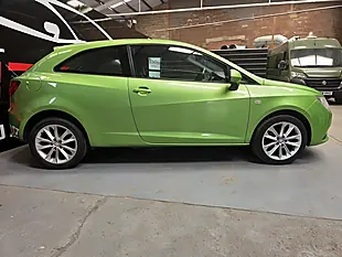 Used 2013 SEAT Ibiza Toca Sport Coupe Green - Interior and Exterior details 7