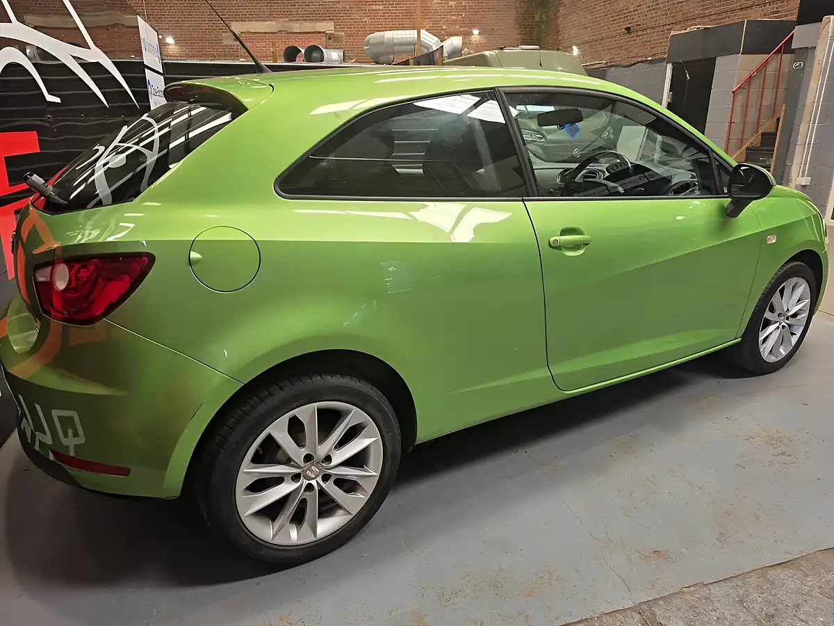 Used 2013 SEAT Ibiza Toca Sport Coupe Green - Interior and Exterior details 8