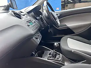 Used 2013 SEAT Ibiza Toca Sport Coupe White - Interior and Exterior details 20