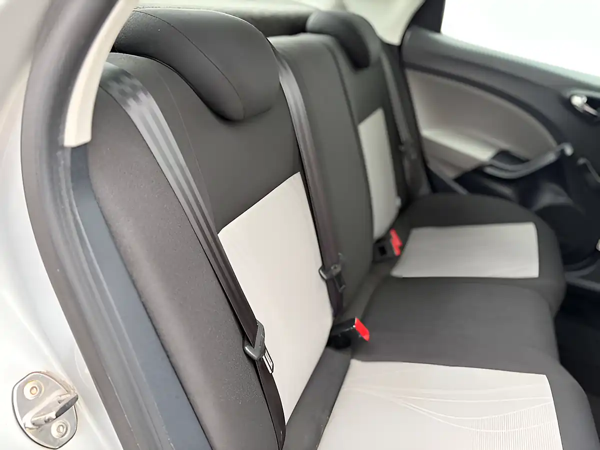 Used 2013 SEAT Ibiza Toca Technic Grey - Interior and Exterior details 12