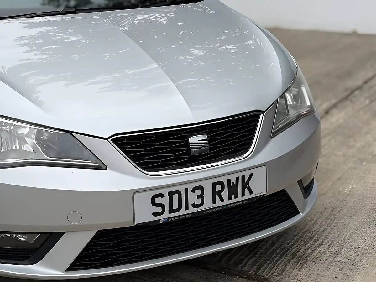 Used 2013 SEAT Ibiza Toca Technic Grey - Interior and Exterior details 3
