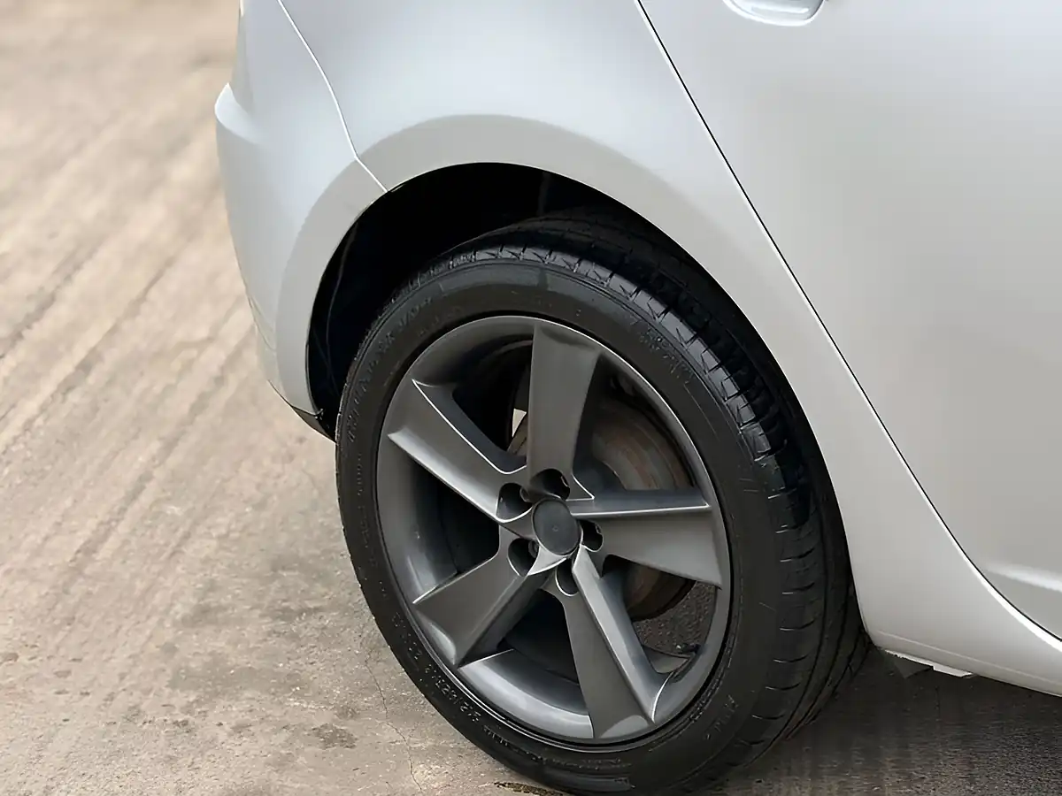 Used 2013 SEAT Ibiza Toca Technic Grey - Interior and Exterior details 8