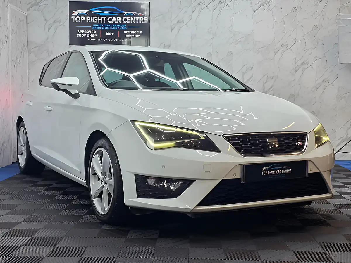 Used 2013 SEAT Leon Fr Technology Pack White - Front View