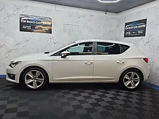 Used 2013 SEAT Leon Fr Technology Pack White - Interior and Exterior details 8