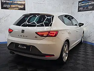 Used 2013 SEAT Leon Fr Technology Pack White - Interior and Exterior details 9