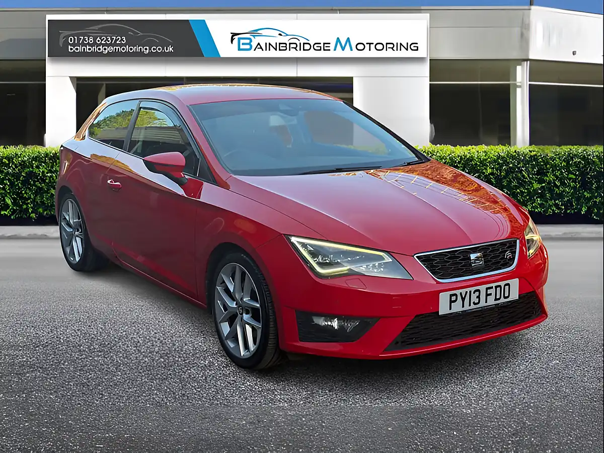 Used 2013 SEAT Leon Fr Technology Red - Front View