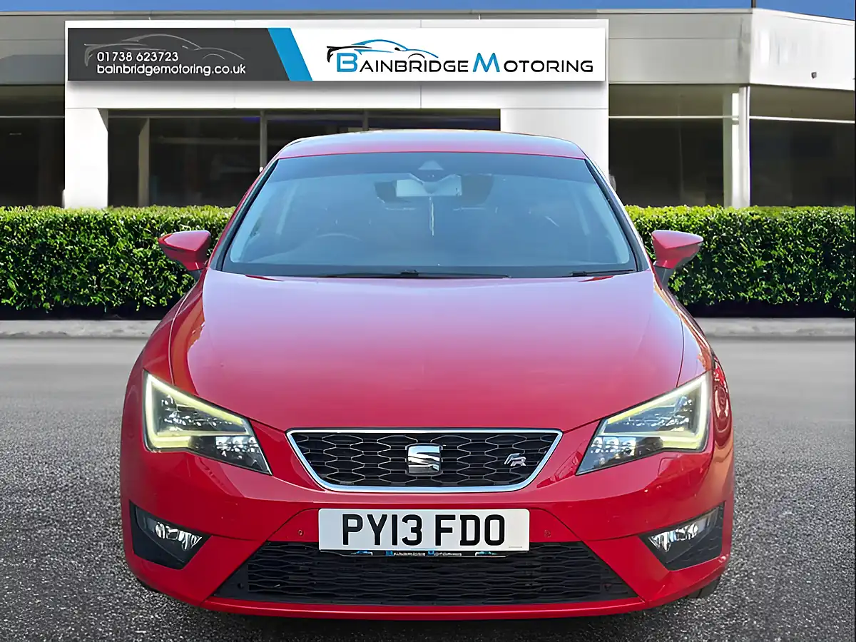 Used 2013 SEAT Leon Fr Technology Red - Interior and Exterior details 8