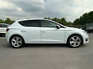 Used 2013 SEAT Leon Fr White - Interior and Exterior details 18
