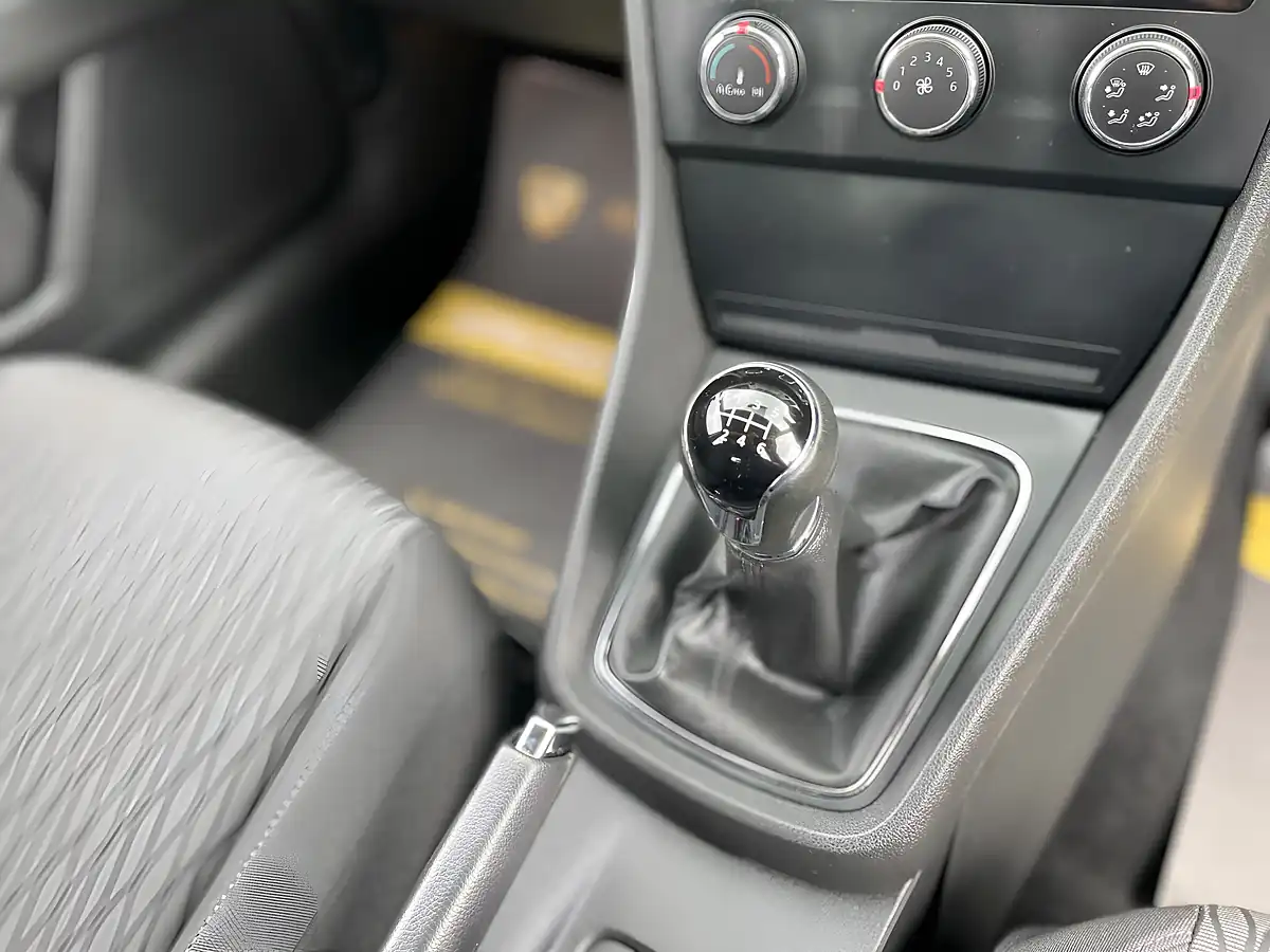 Used 2013 SEAT Leon Se Phantom Black - Interior and Exterior details 11