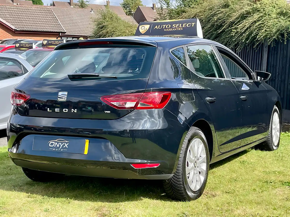 Used 2013 SEAT Leon Se Phantom Black - Interior and Exterior details 9