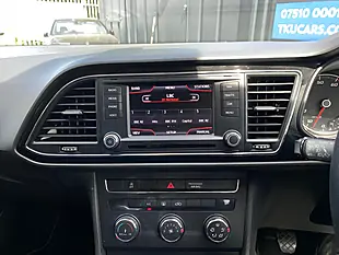 Used 2013 SEAT Leon Se Red - Interior and Exterior details 15