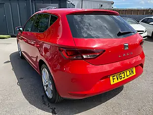 Used 2013 SEAT Leon Se Red - Interior and Exterior details 5