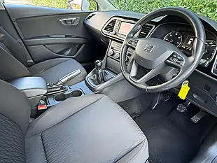 Used 2013 SEAT Leon Se White - Interior and Exterior details 12