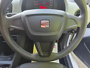 Used 2013 SEAT Mii S White - Interior and Exterior details 16