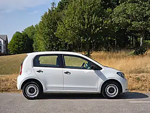 Used 2013 SEAT Mii S White - Interior and Exterior details 8