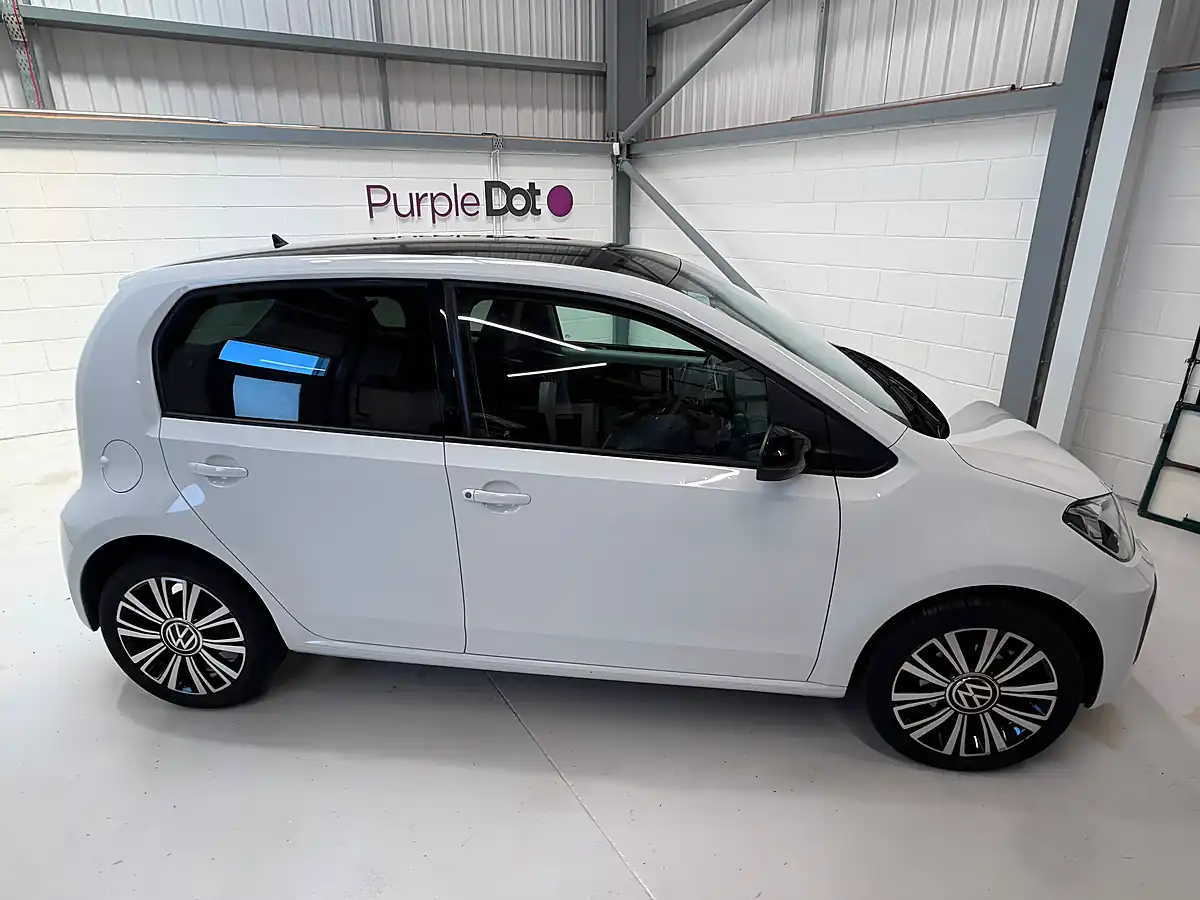 Used 2013 SEAT Mii Se White - Interior and Exterior details 2