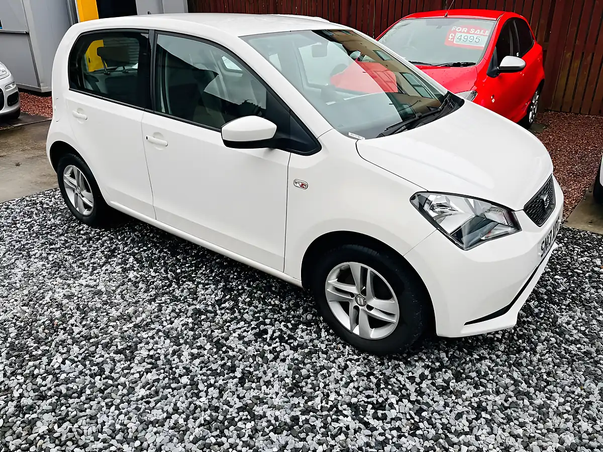 Used 2013 SEAT Mii Toca White - Interior and Exterior details 10