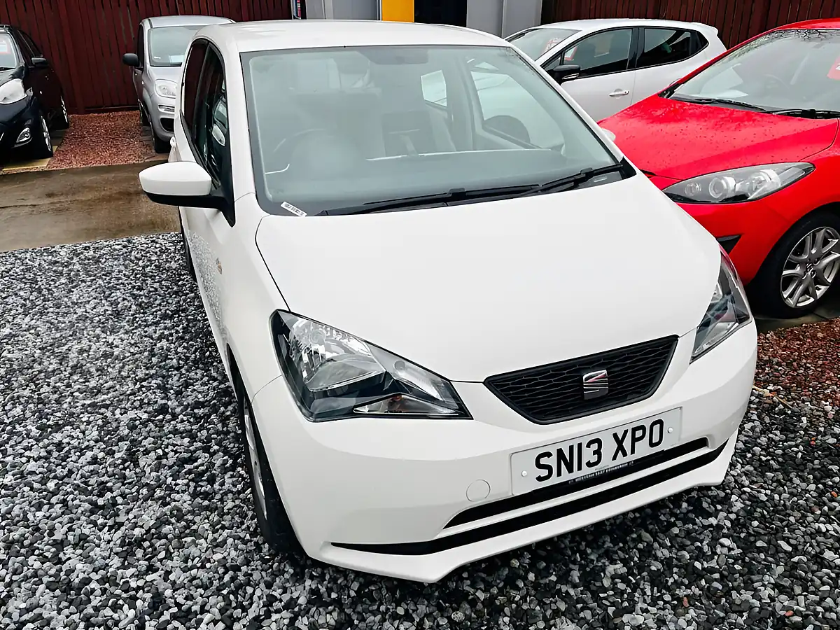 Used 2013 SEAT Mii Toca White - Interior and Exterior details 5