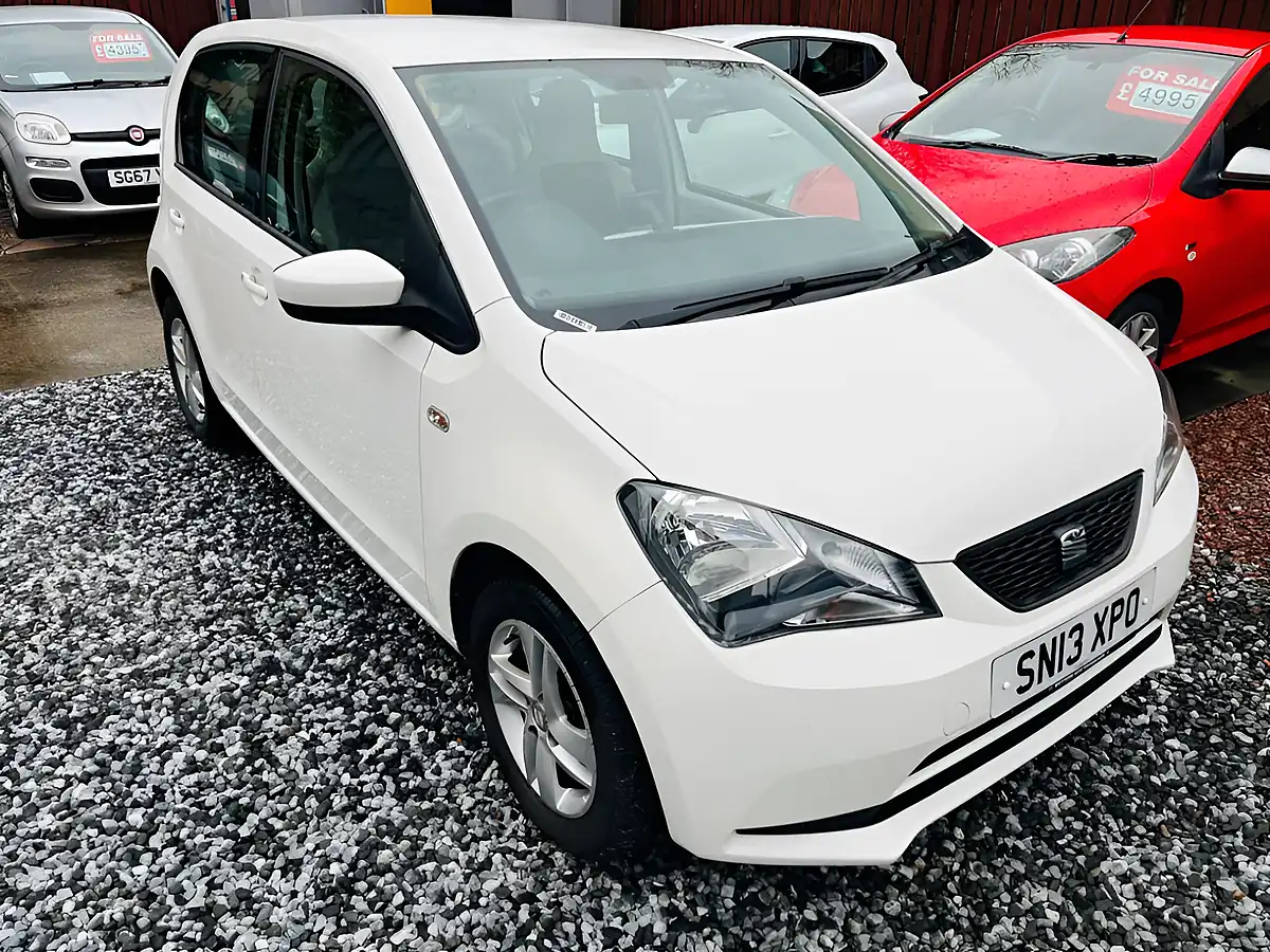 Used 2013 SEAT Mii Toca White - Interior and Exterior details 7