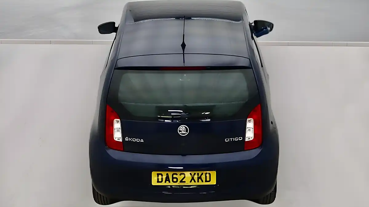 Used 2013 Skoda Citigo Elegance Blue - Interior and Exterior details 6