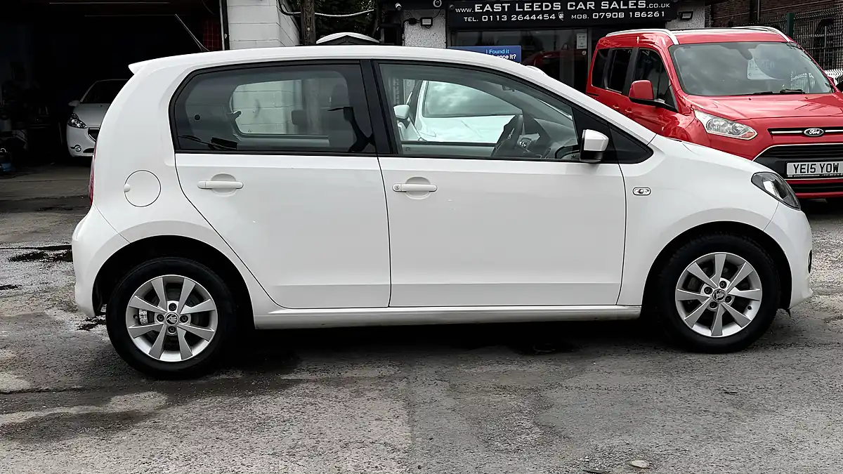 Used 2013 Skoda Citigo Elegance White - Interior and Exterior details 2