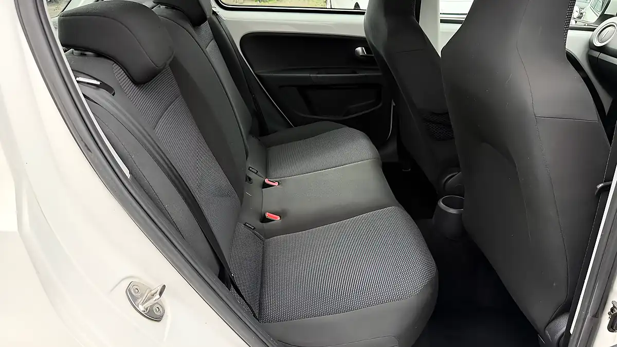 Used 2013 Skoda Citigo Elegance White - Interior and Exterior details 20
