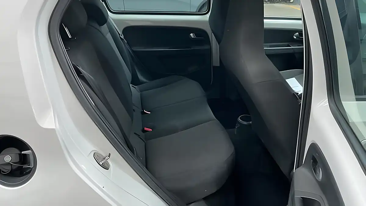 Used 2013 Skoda Citigo Elegance White - Interior and Exterior details 11