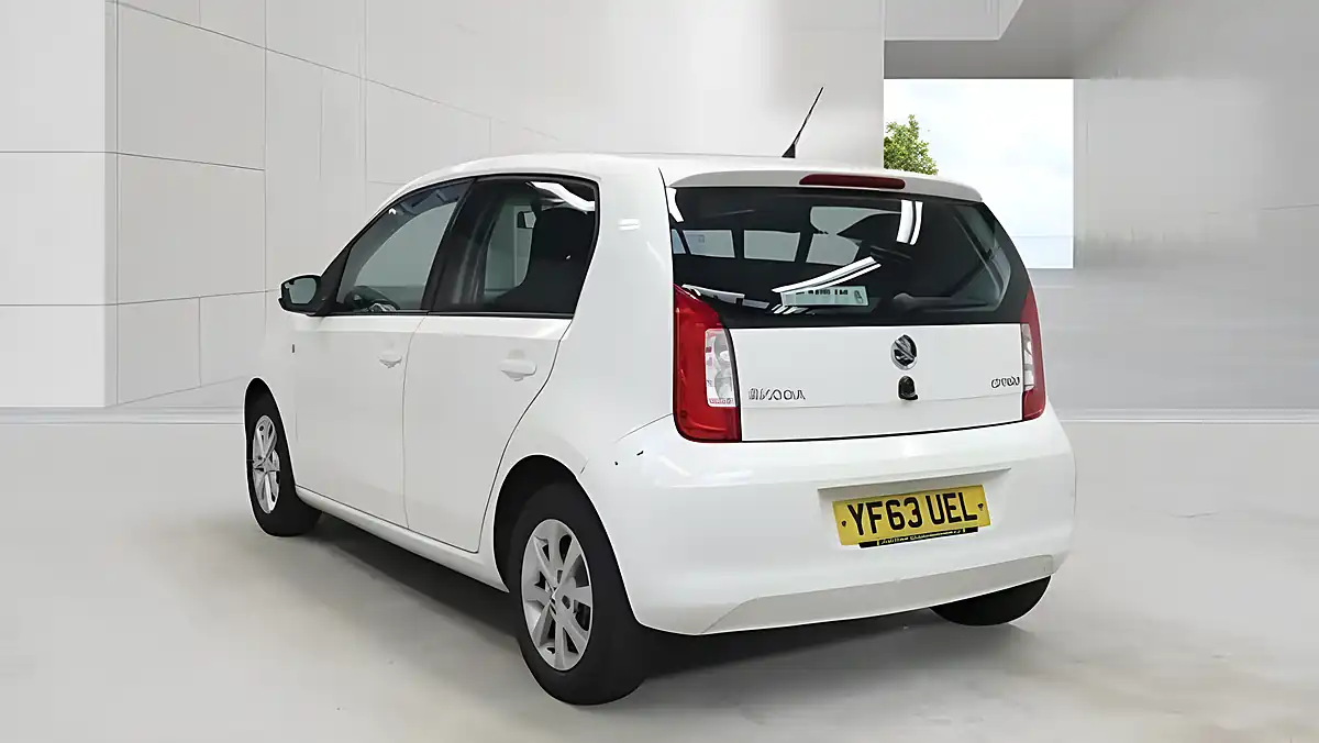 Used 2013 Skoda Citigo Elegance White - Interior and Exterior details 4