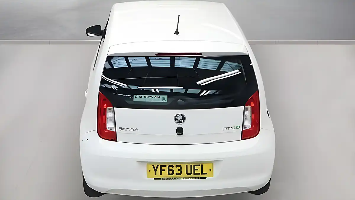 Used 2013 Skoda Citigo Elegance White - Interior and Exterior details 5