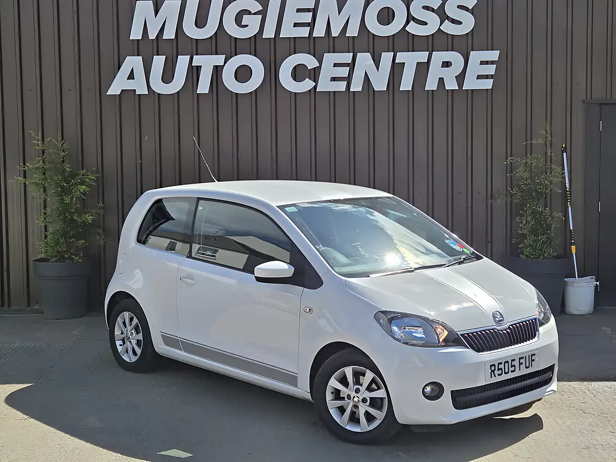 Used 2013 Skoda Citigo Elegance White - Front View