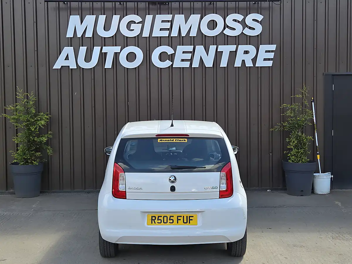 Used 2013 Skoda Citigo Elegance White - Interior and Exterior details 5
