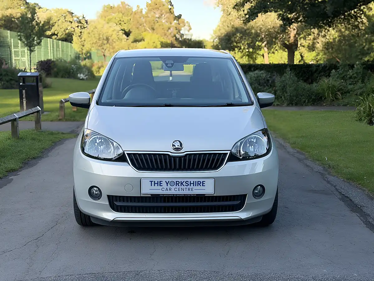 Used 2013 Skoda Citigo Greentech Elegance Beige - Interior and Exterior details 2