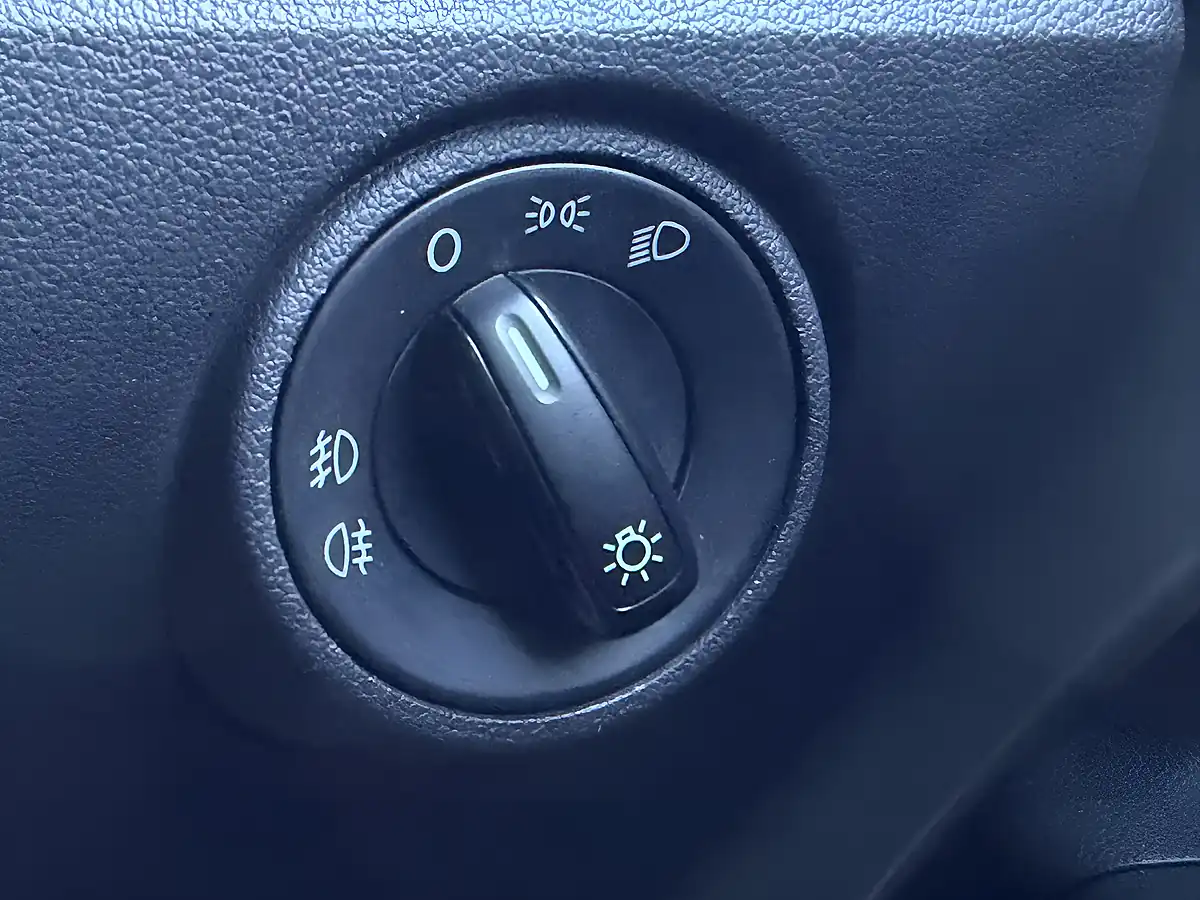 Used 2013 Skoda Citigo Greentech Elegance Beige - Interior and Exterior details 20