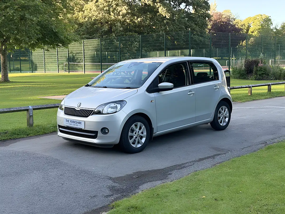 Used 2013 Skoda Citigo Greentech Elegance Beige - Interior and Exterior details 4