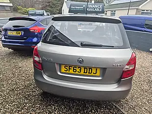 Used 2013 Skoda Fabia Beige - Interior and Exterior details 7