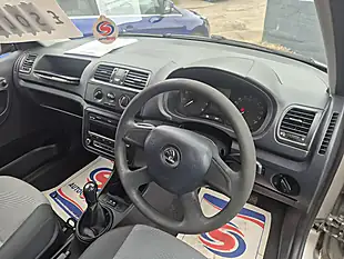 Used 2013 Skoda Fabia Beige - Interior and Exterior details 9