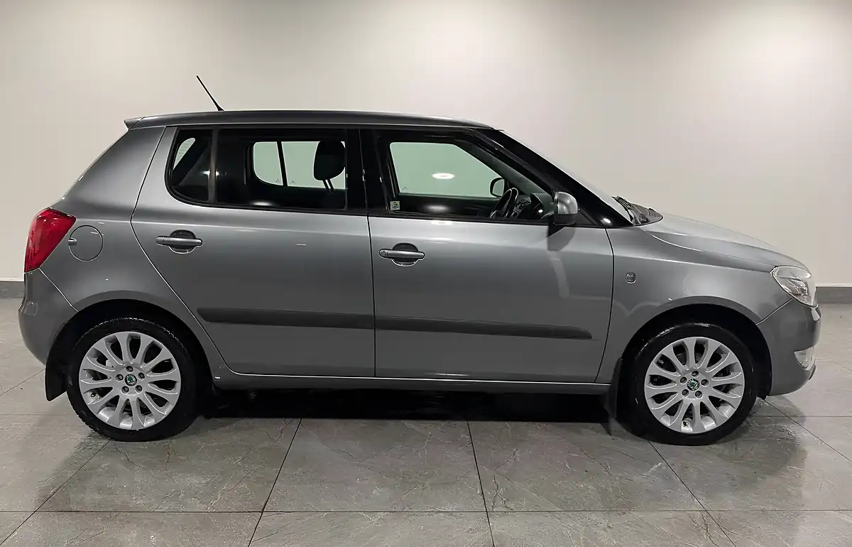 Used 2013 Skoda Fabia Elegance Grey - Interior and Exterior details 2