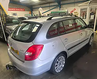 Used 2013 Skoda Fabia Elegance Silver - Interior and Exterior details 9