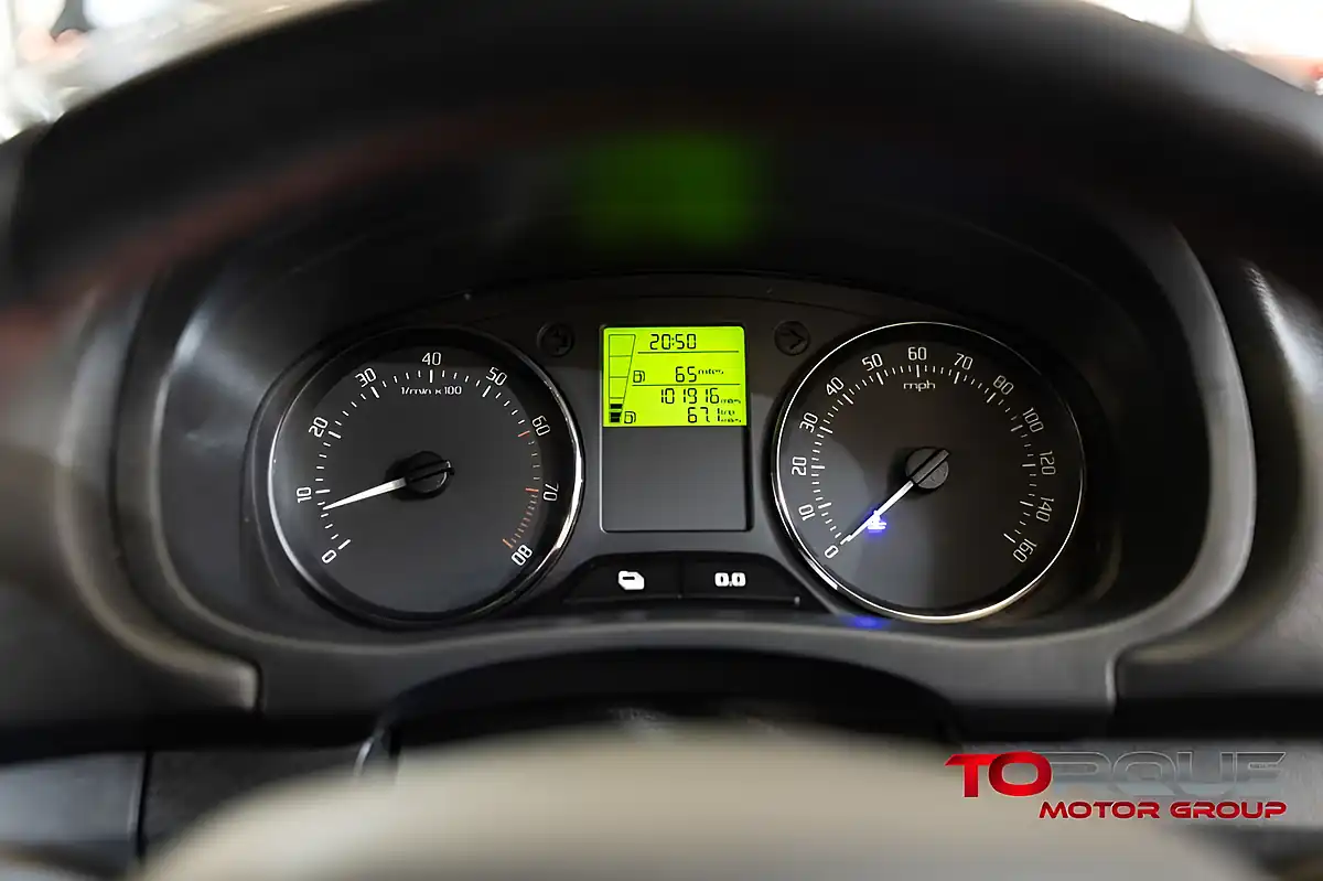 Used 2013 Skoda Fabia Monte Carlo Red - Interior and Exterior details 5