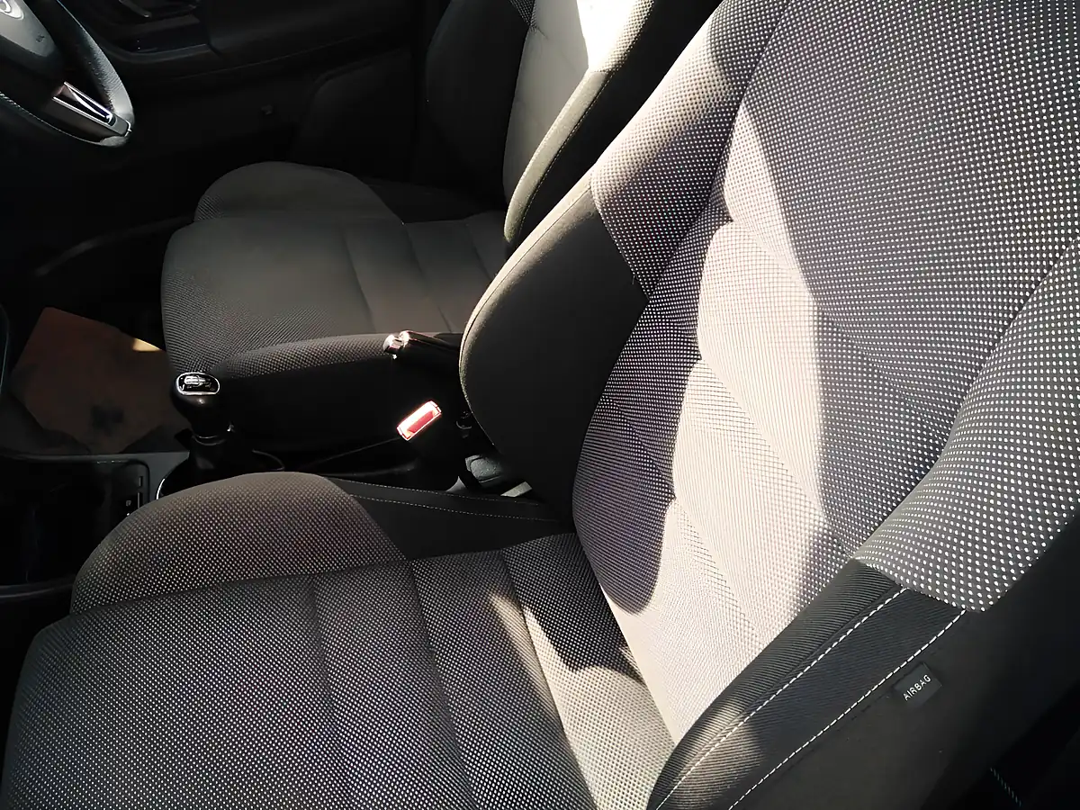 Used 2013 Skoda Fabia Monte Carlo Tech Black - Interior and Exterior details 14