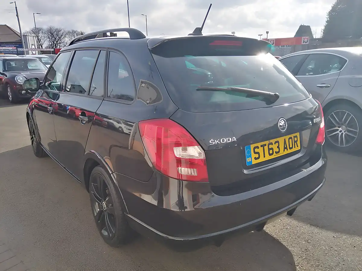 Used 2013 Skoda Fabia Monte Carlo Tech Black - Interior and Exterior details 6