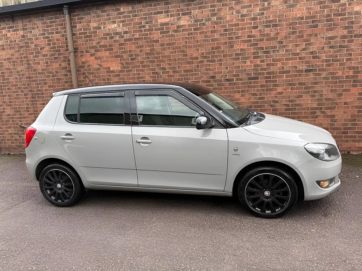 Used 2013 Skoda Fabia Reaction Grey - Interior and Exterior details 2