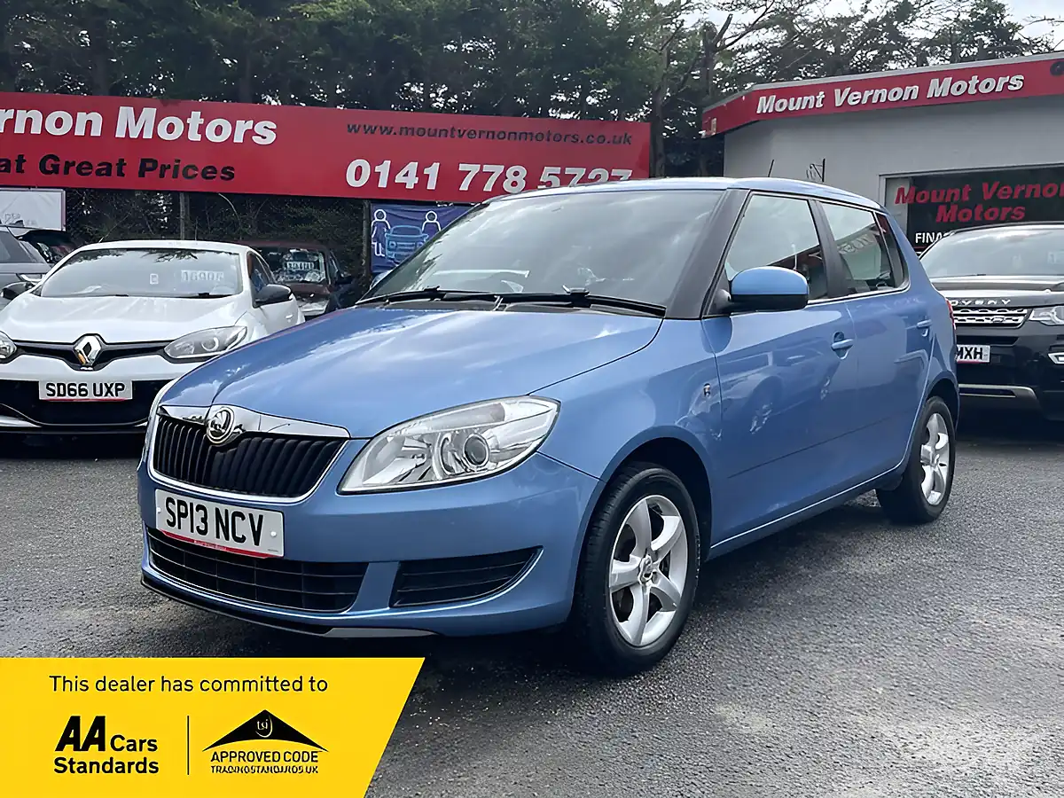 Used 2013 Skoda Fabia Se Blue - Front View