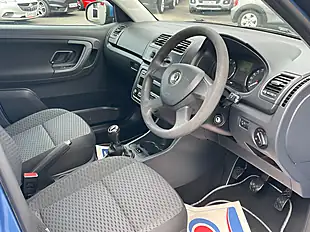 Used 2013 Skoda Fabia Se Blue - Interior and Exterior details 10
