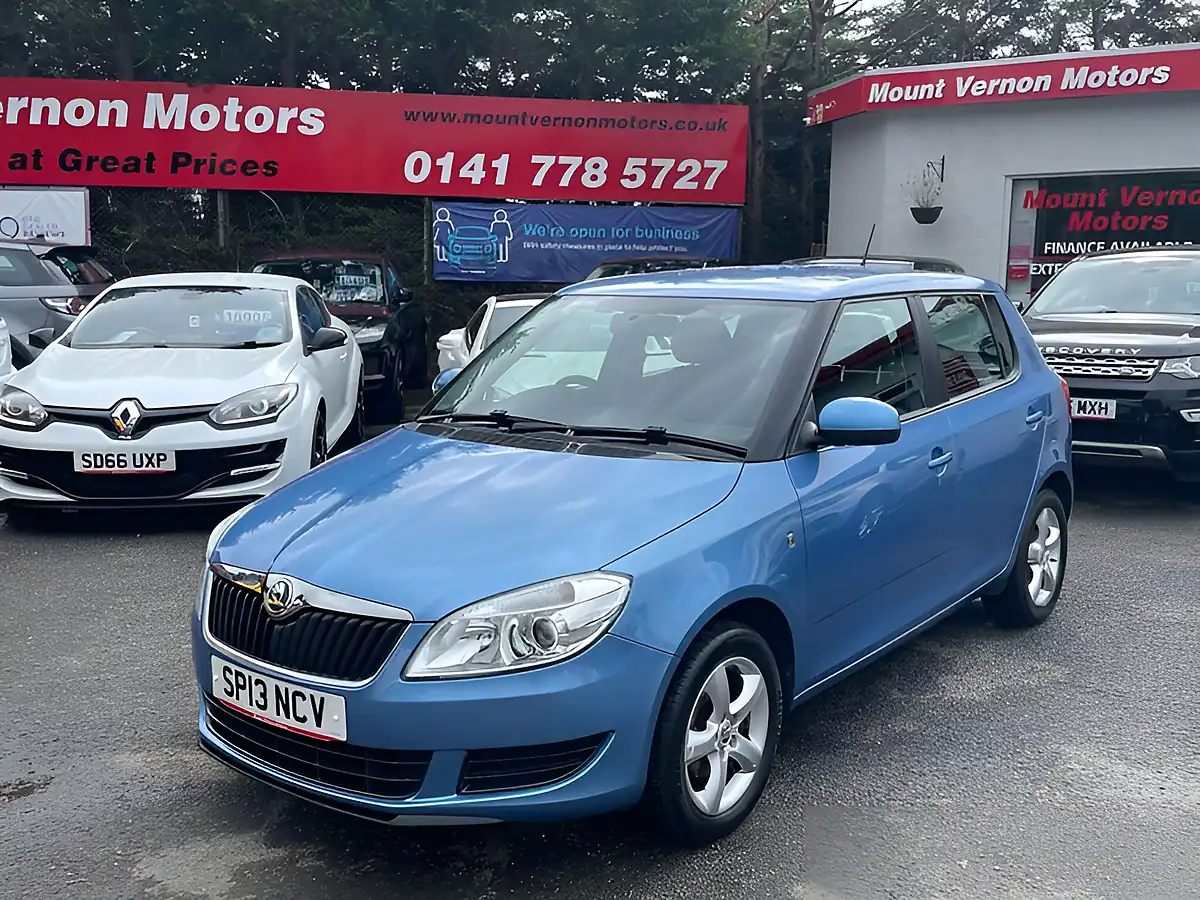 Used 2013 Skoda Fabia Se Blue - Interior and Exterior details 2