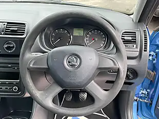 Used 2013 Skoda Fabia Se Blue - Interior and Exterior details 20